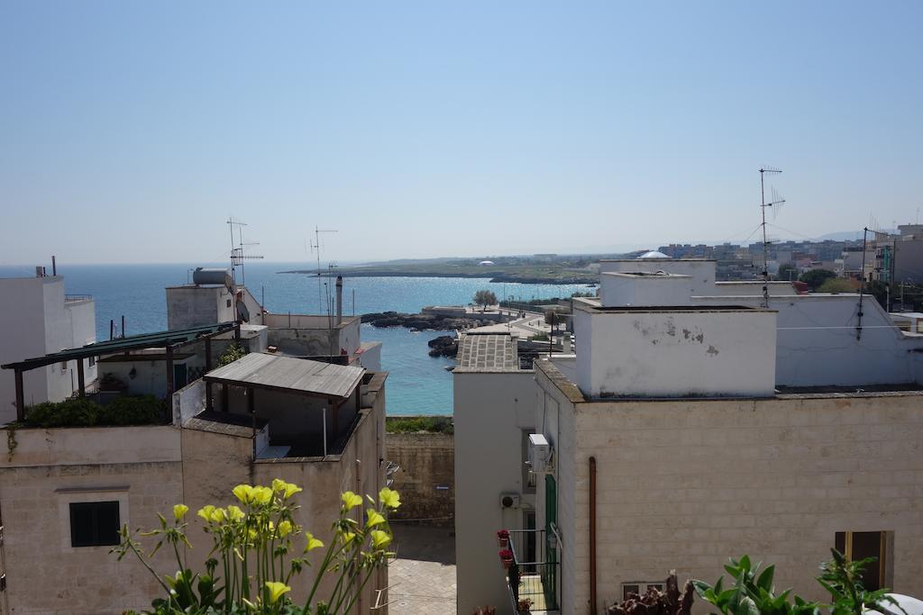Arco Sallustio Monopoli Exterior photo